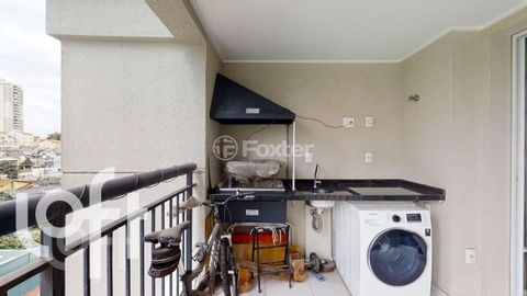 Image 8 - 644938