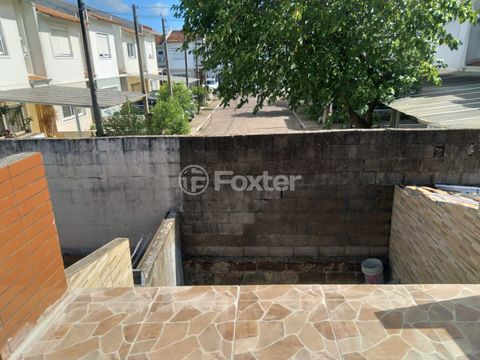 Image 7 - 646417