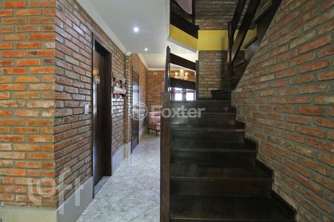 Image 18 - 646430