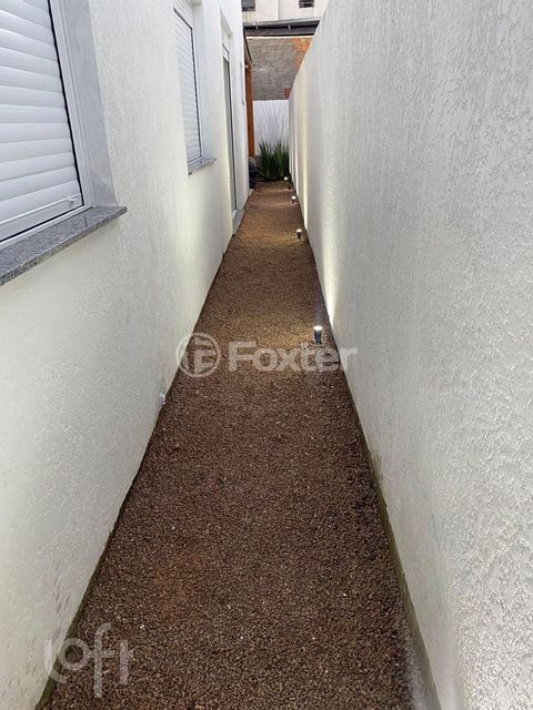 Image 6 - 647771