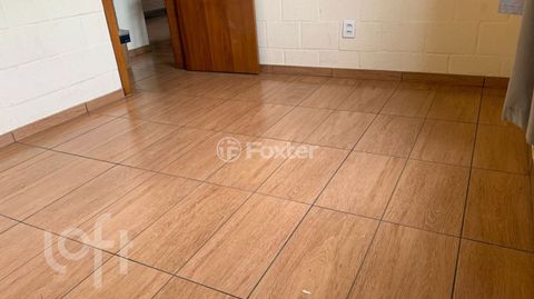 Image 10 - 647915