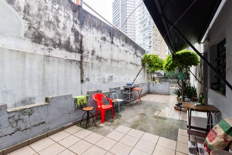 Image 9 - 648429