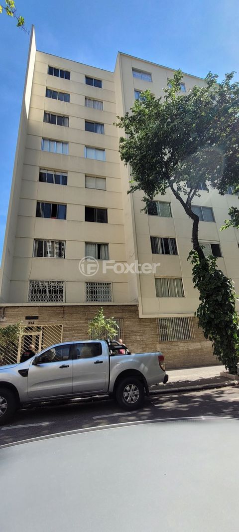 Image 9 - 648961