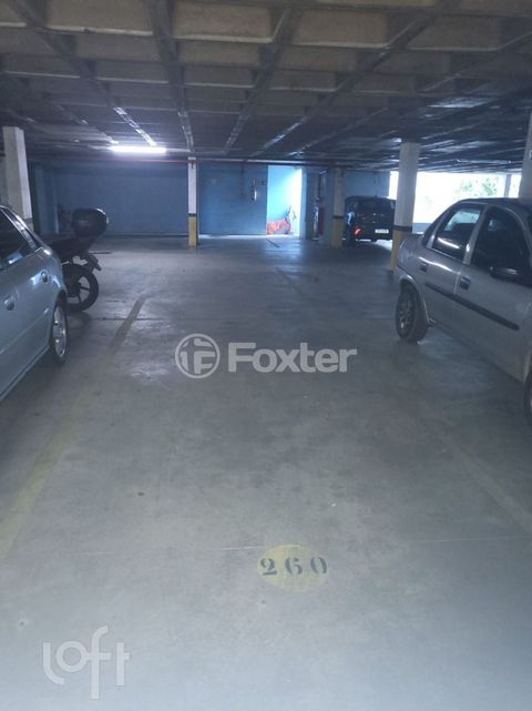 Image 6 - 649105