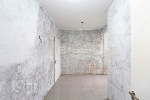 Image 17 - 655698