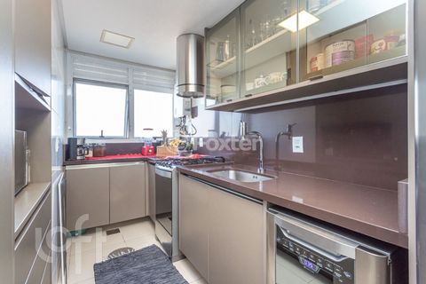 Image 4 - 655864