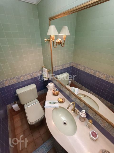 Image 7 - 656775