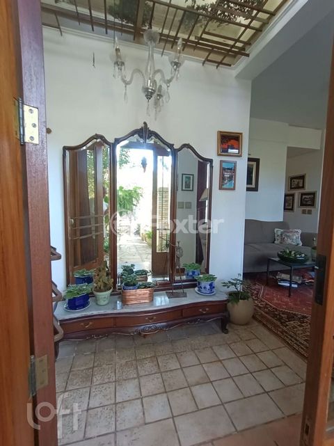 Image 3 - 656775