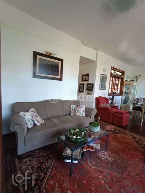 Image 5 - 656775