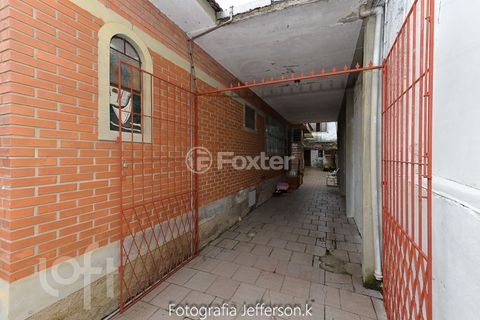 Image 12 - 656961