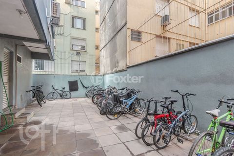 Image 11 - 657639