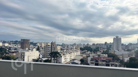 Image 17 - 657701