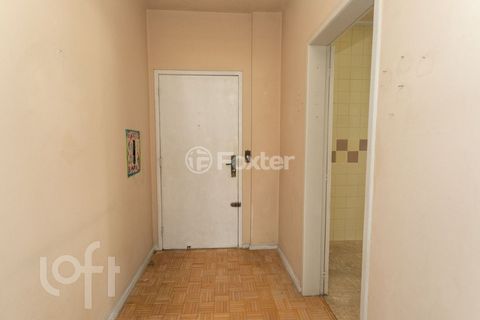 Image 10 - 658143