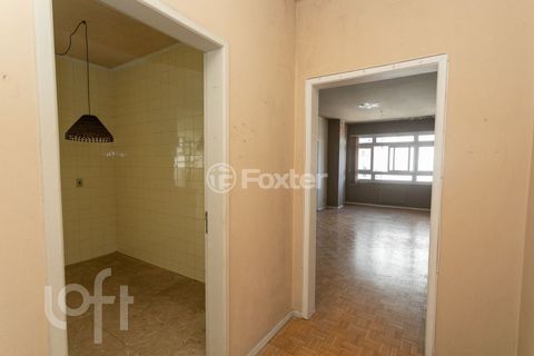 Image 11 - 658143