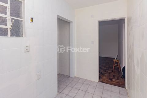 Image 17 - 658486