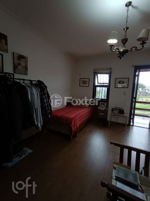 Image 7 - 658625