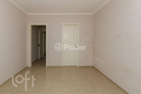 Image 9 - 658637