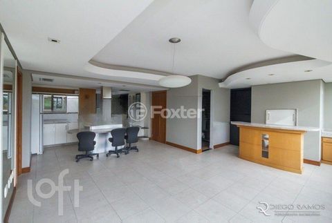 Image 1 - 661732