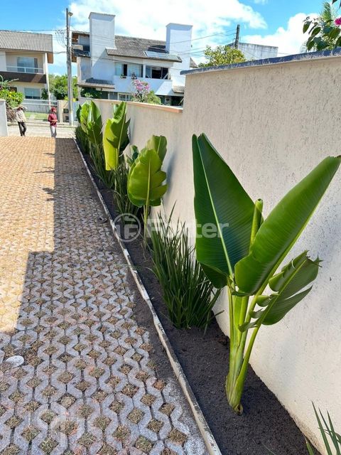 Image 4 - 662756