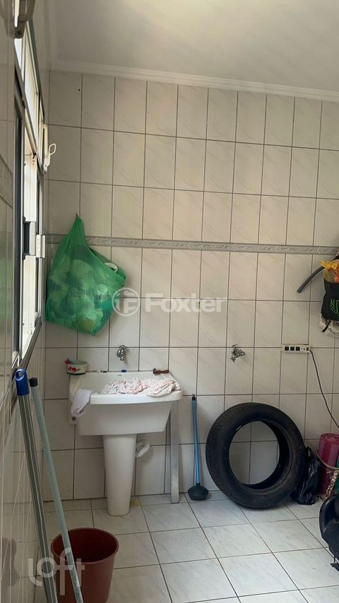 Image 6 - 663986