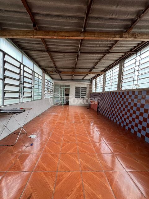 Image 1 - 664015