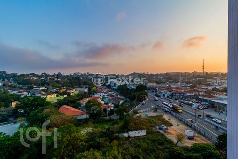 Image 4 - 665060