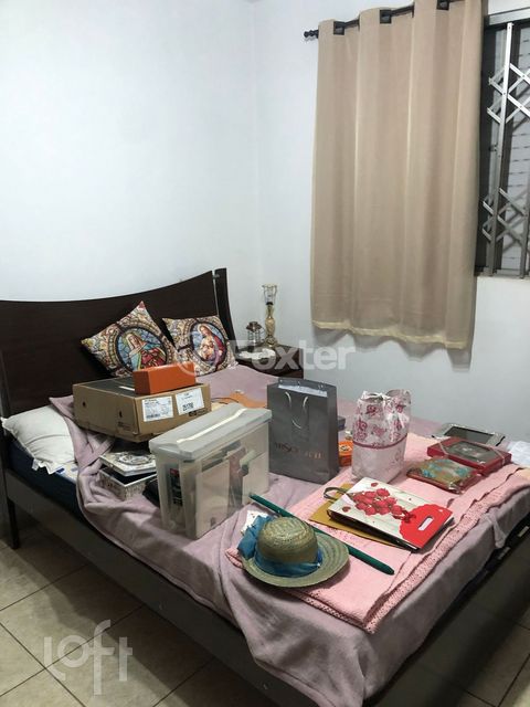 Image 14 - 668555