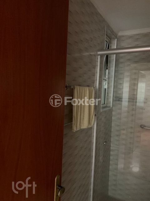 Image 5 - 674226
