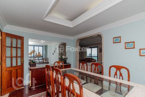 Image 8 - 679817