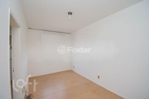 Image 19 - 688529