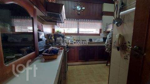 Image 8 - 688615