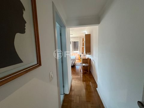 Image 8 - 689272