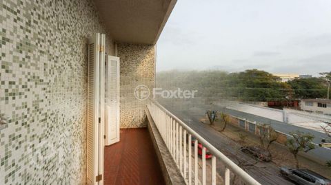 Image 17 - 689867