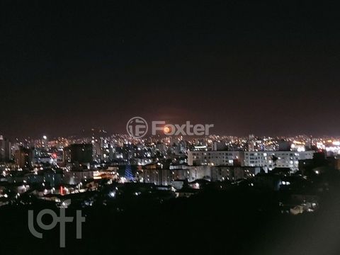 Image 7 - 692115