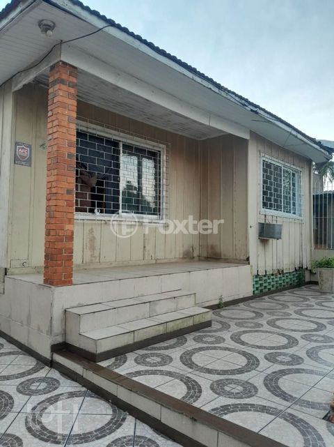 Image 11 - 692521