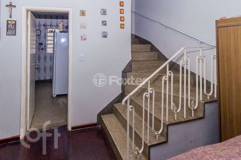 Image 3 - 692960