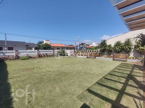 Image 3 - 695576