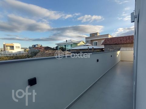 Image 8 - 696137