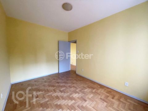 Image 4 - 700332