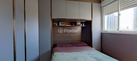 Image 4 - 700478