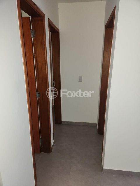 Image 4 - 702497