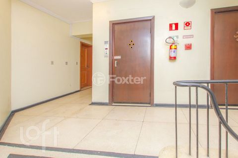 Image 10 - 703465