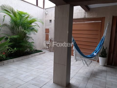 Image 10 - 703620
