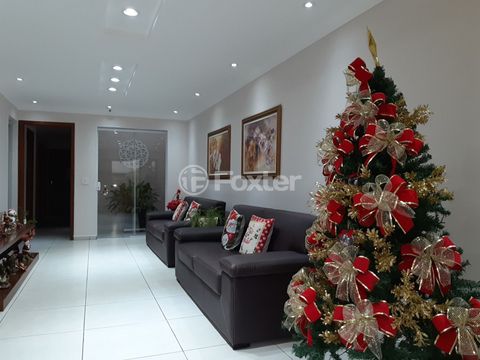 Image 3 - 703620