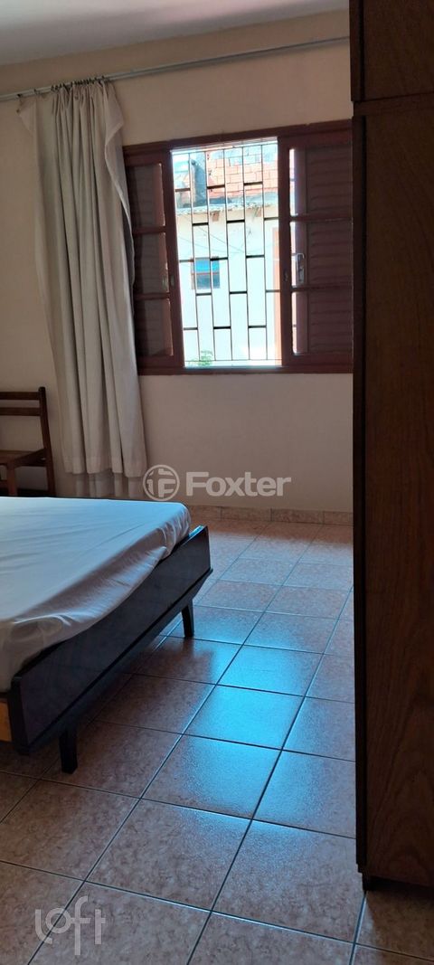 Image 4 - 703783