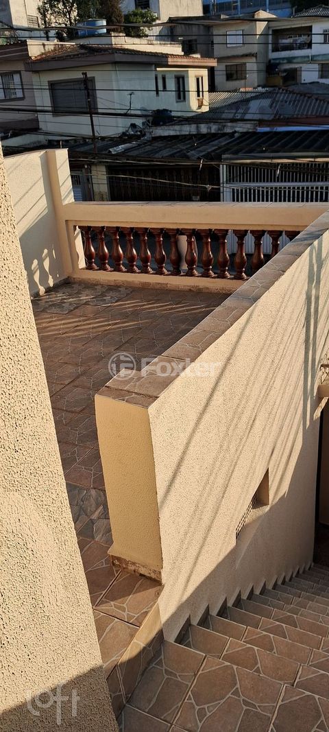 Image 17 - 703783