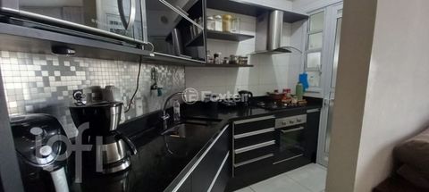 Image 15 - 703951