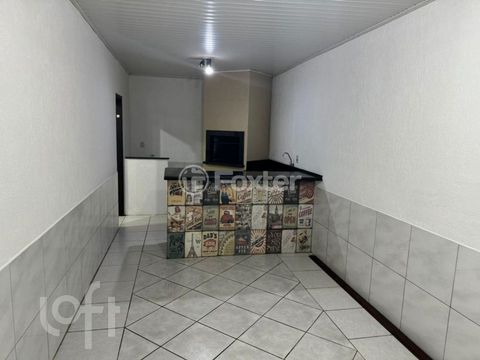 Image 3 - 704143