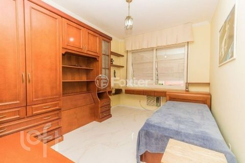 Image 17 - 704691