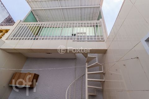 Image 17 - 705503